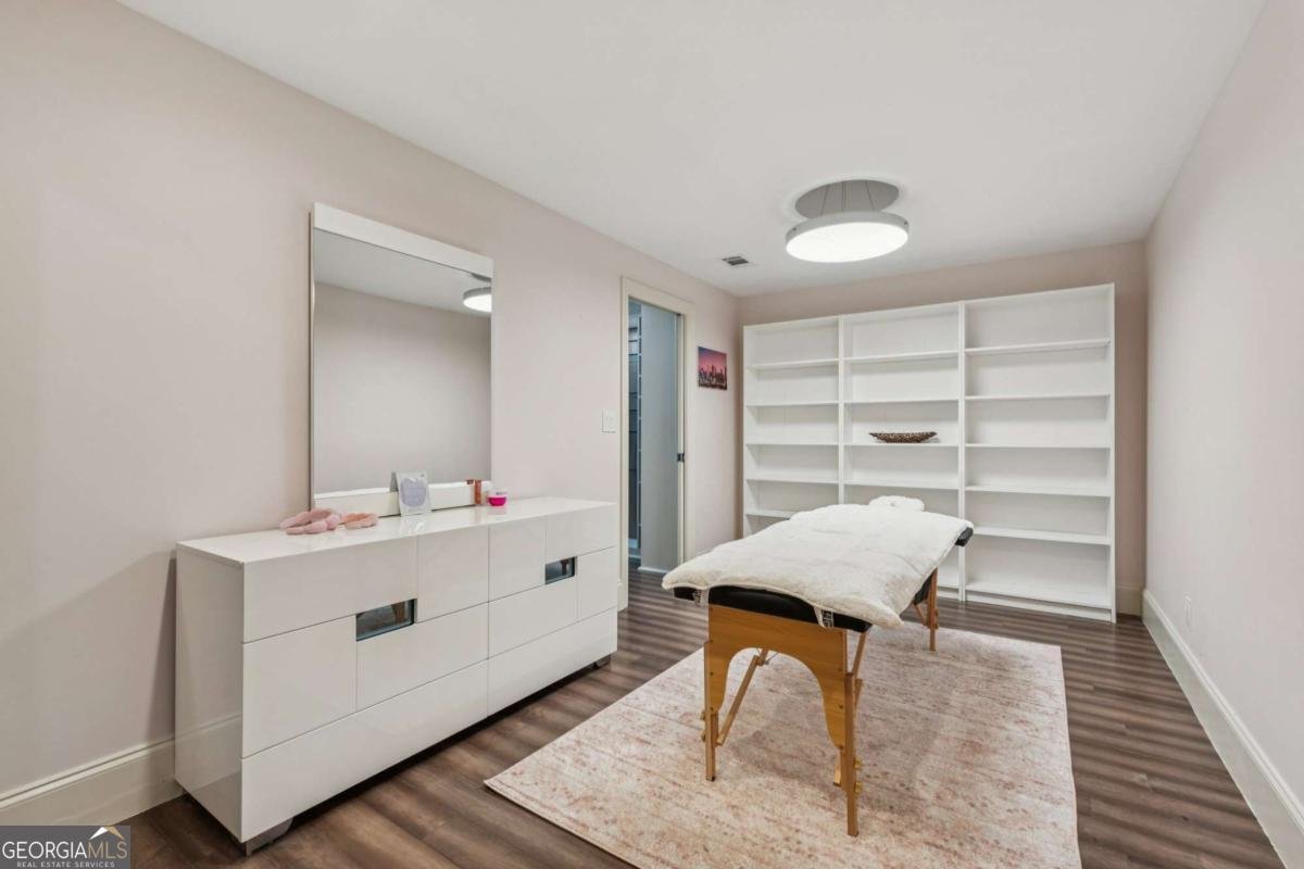 16140 Grand Litchfield Drive Roswell - 25