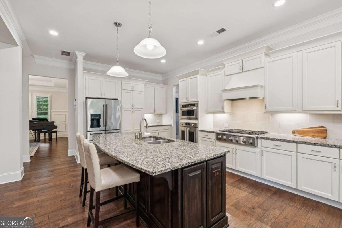 16140 Grand Litchfield Drive Roswell - 7