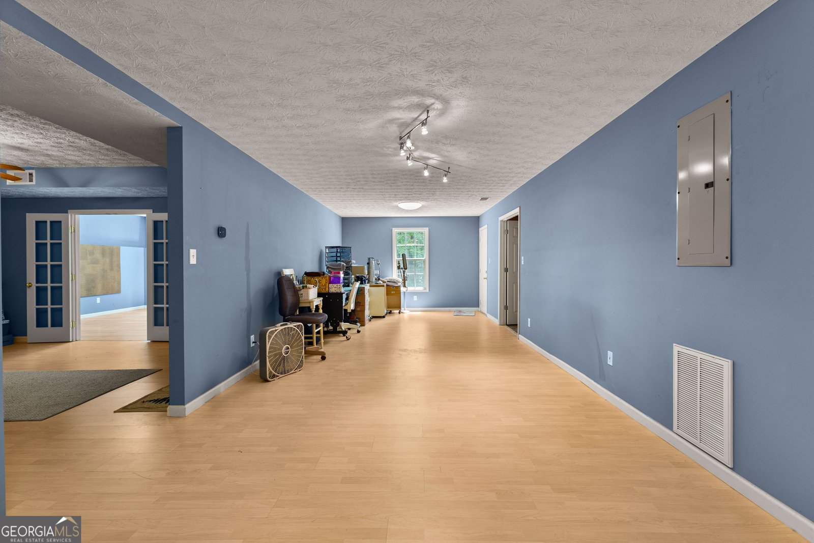 50 Kay Court Sharpsburg - 2