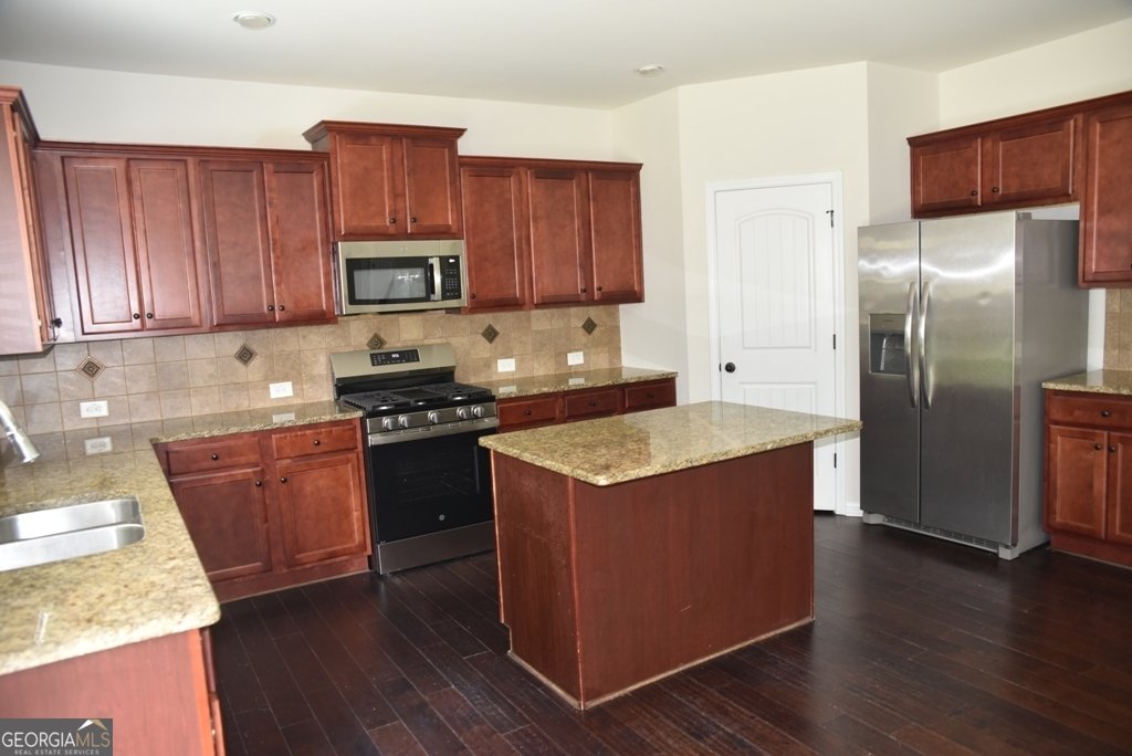 1365 Slate Bend Drive Dacula - 2