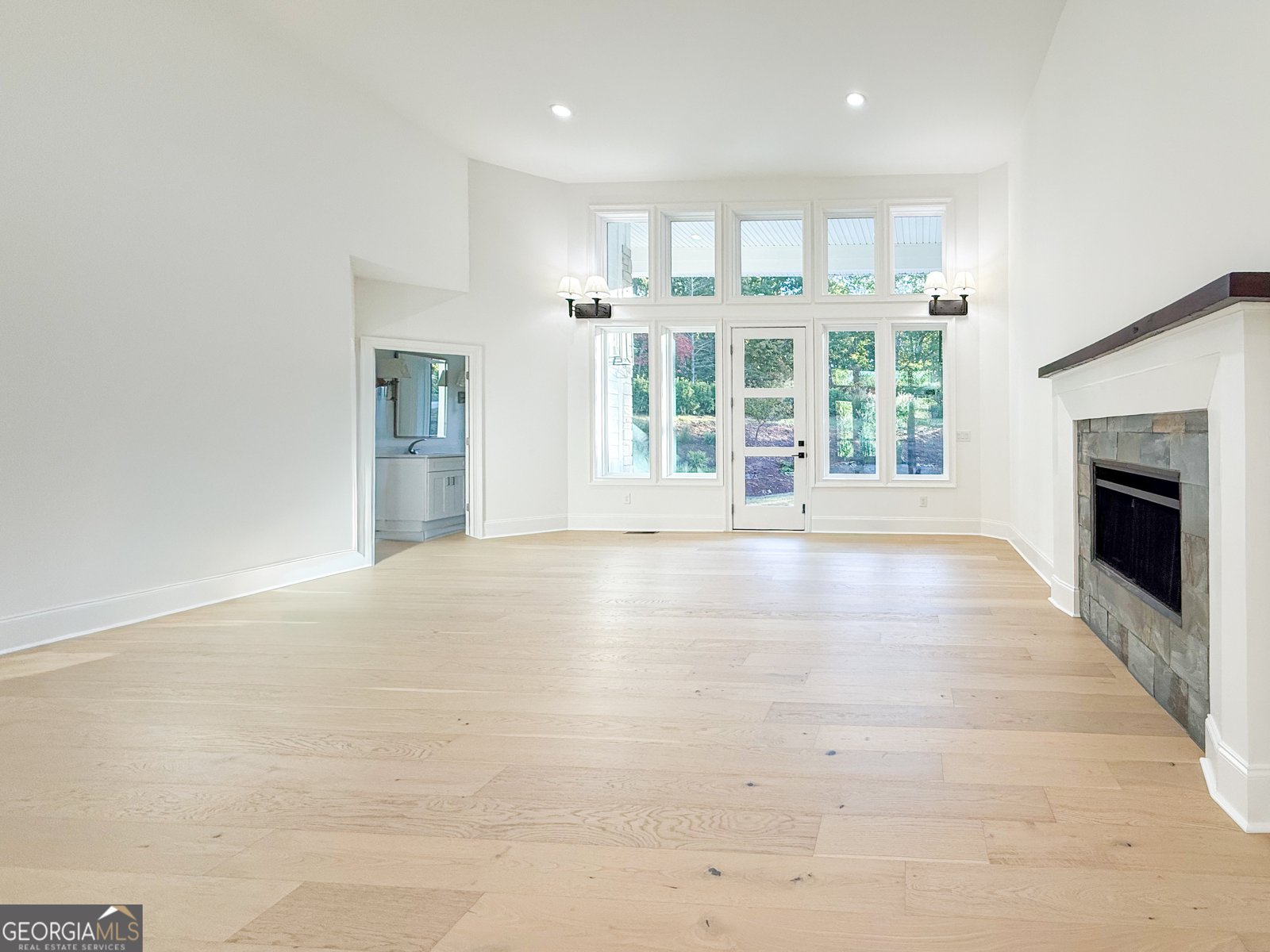 2125 Goat Neck Road Cleveland - 1