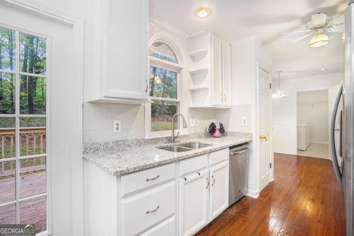 1883 Suwanee Terrace Lawrenceville - 13