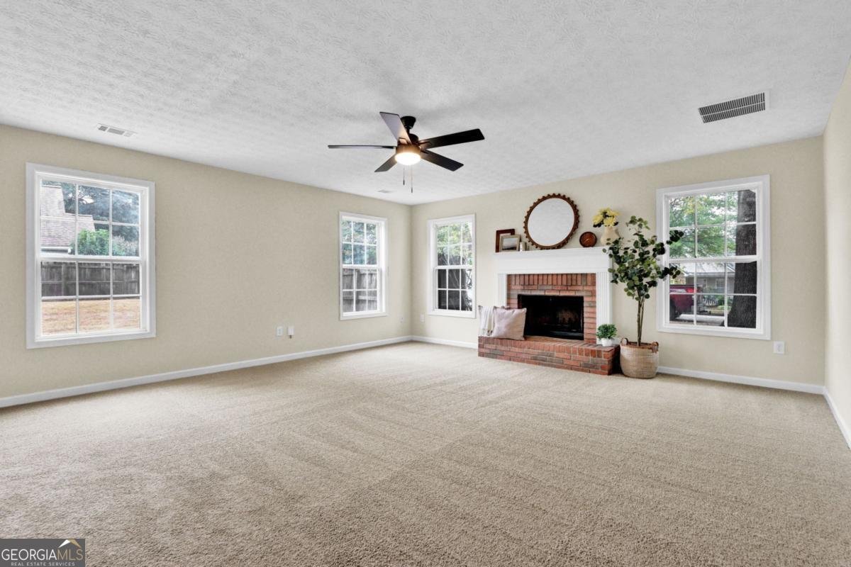 251 Lake Valley Drive Loganville - 12