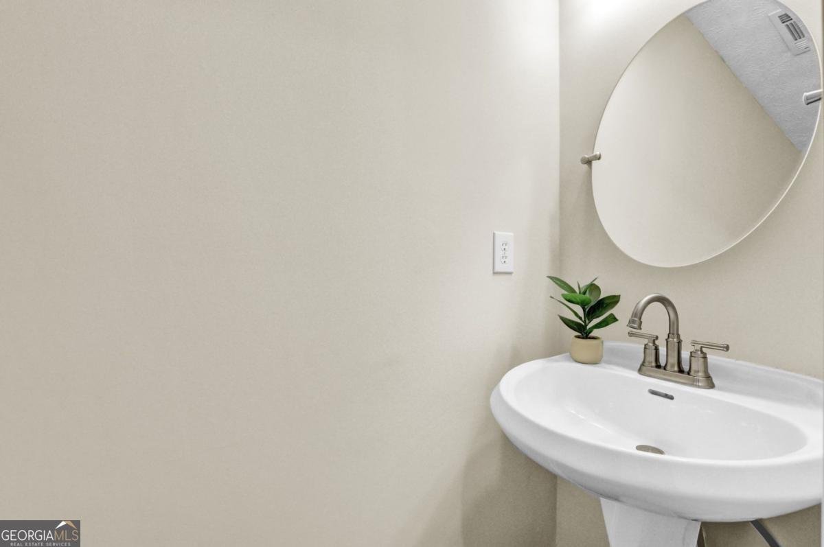 251 Lake Valley Drive Loganville - 19