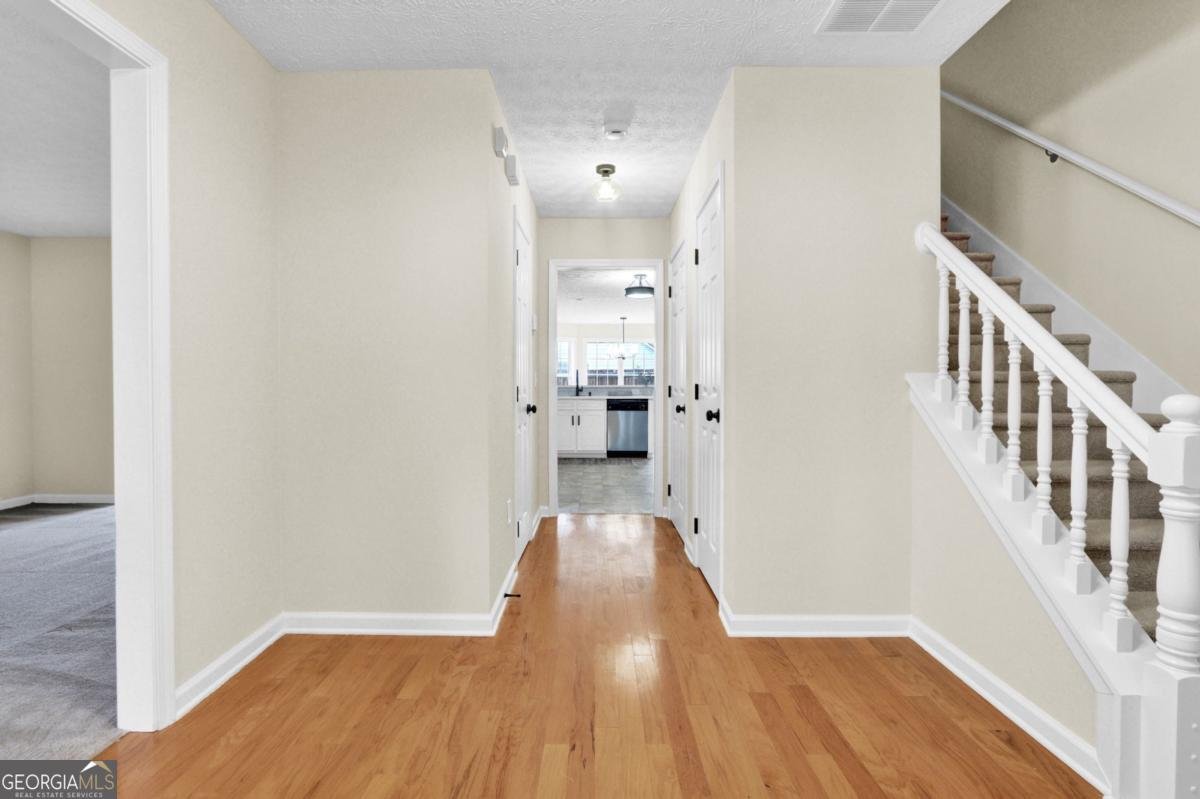 251 Lake Valley Drive Loganville - 5