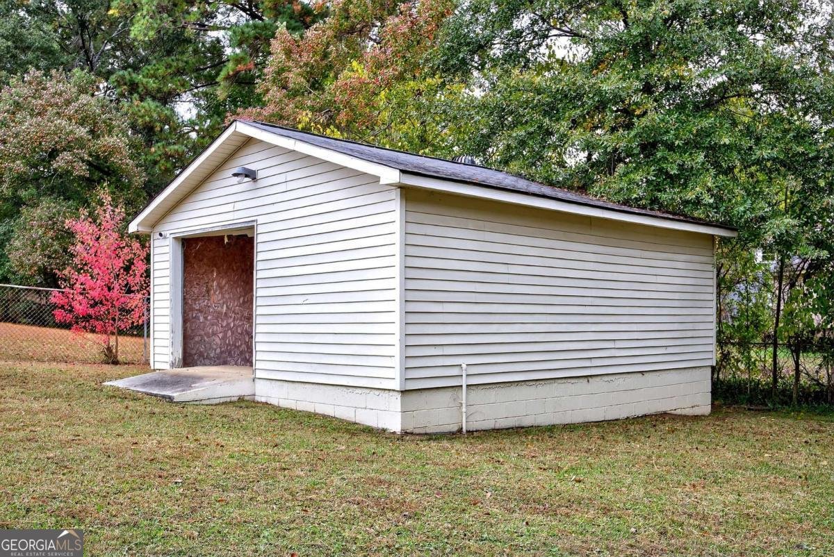 6076 Mount Zion Boulevard Ellenwood - 22