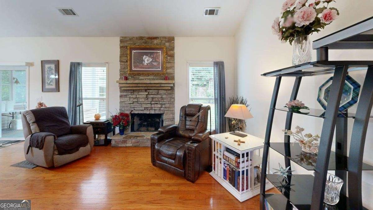 399 KATIELEE Cove Dallas - 3