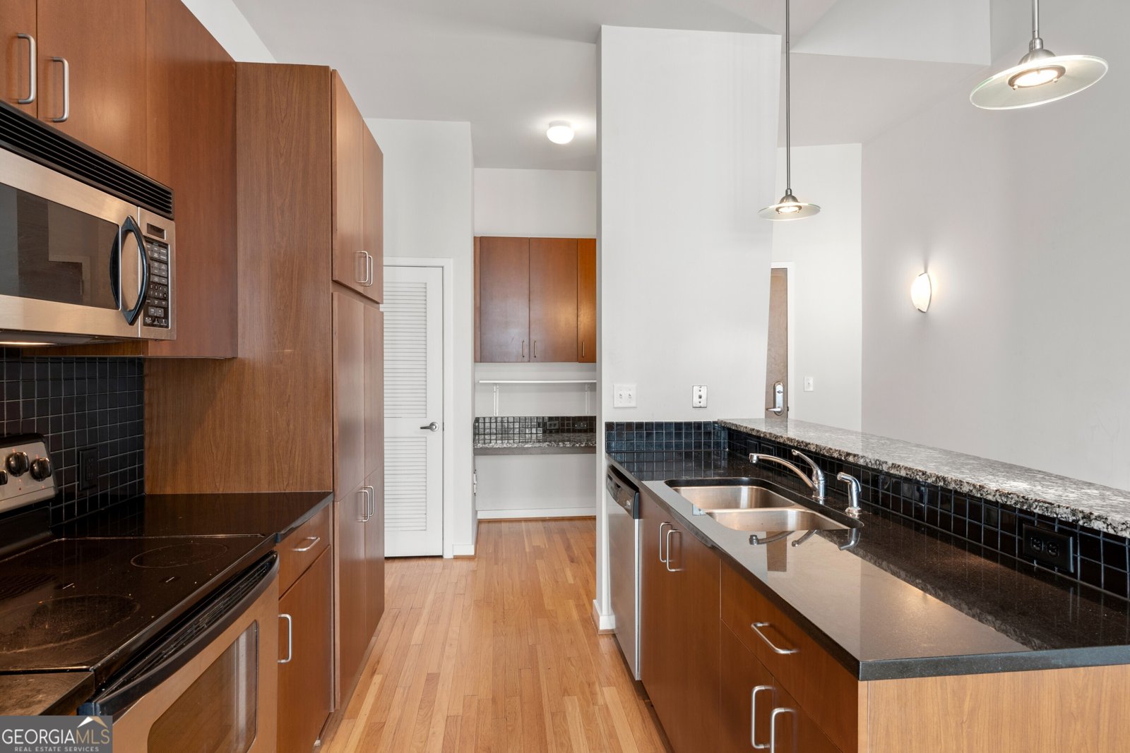 943 Peachtree Street Atlanta - 7