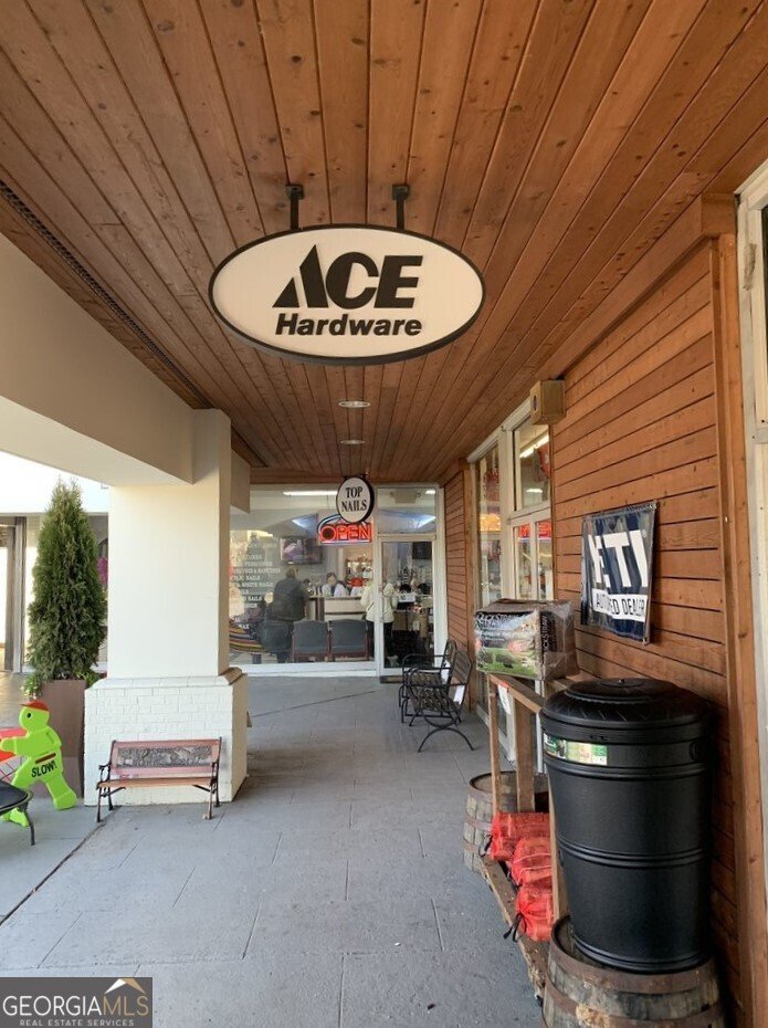 2056 Falls Park Way Decatur - 44