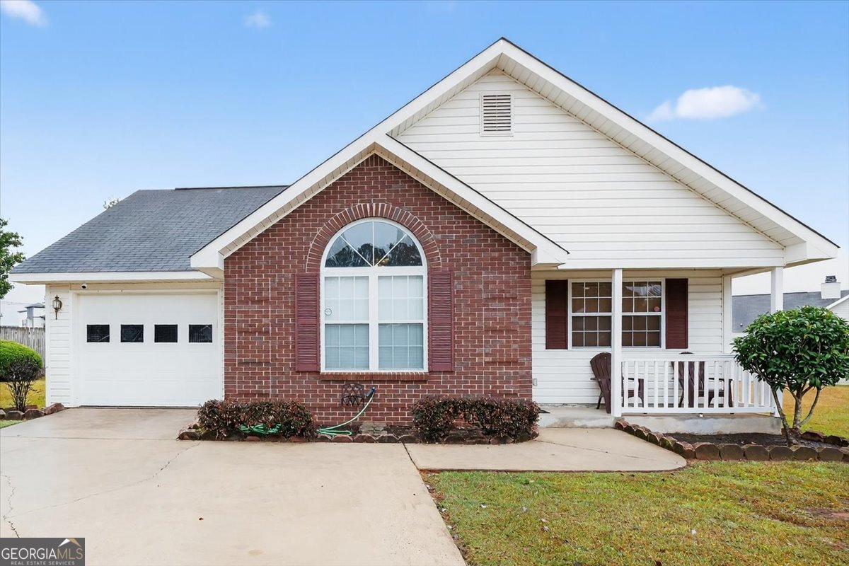 215 Deer Track Court Warner Robins - 1