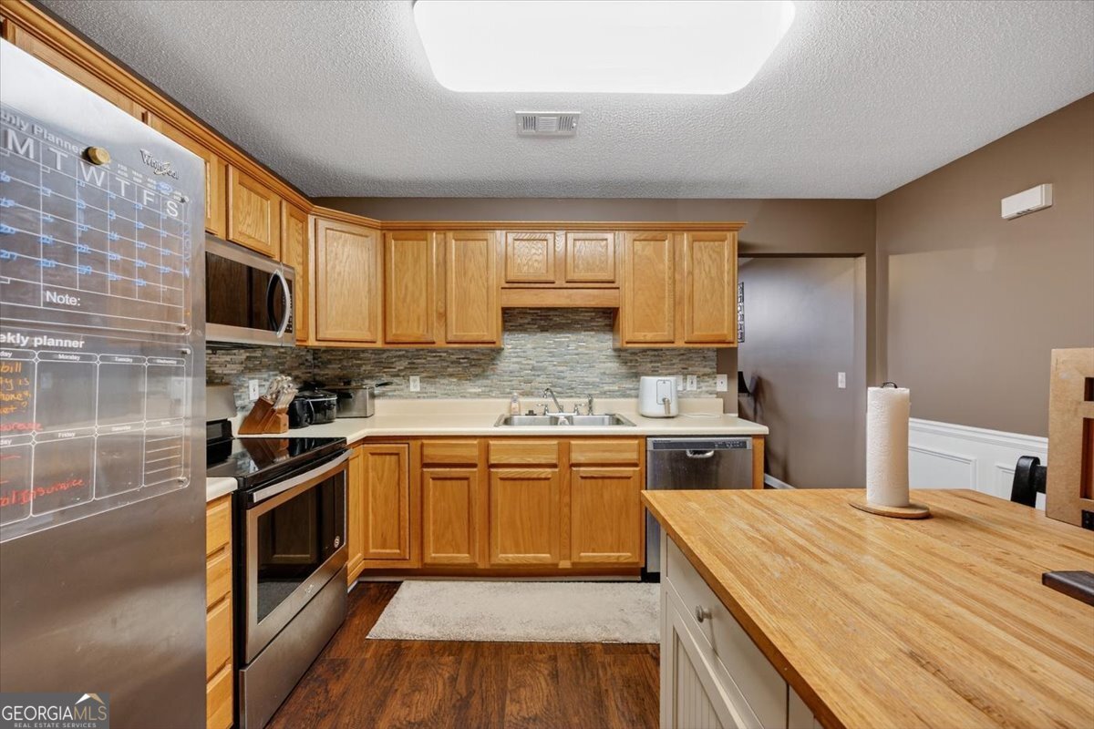 215 Deer Track Court Warner Robins - 12