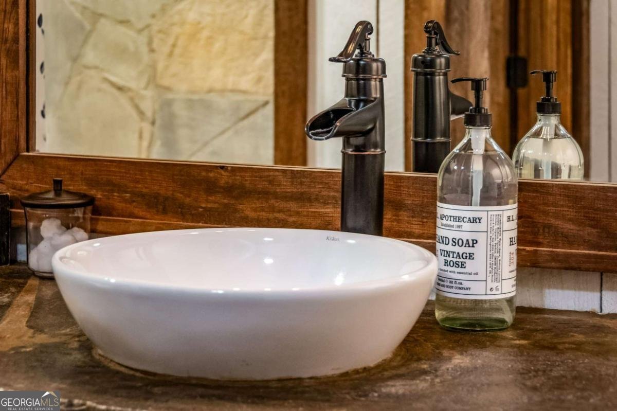 2695 Hwy 2 Blue Ridge - 2