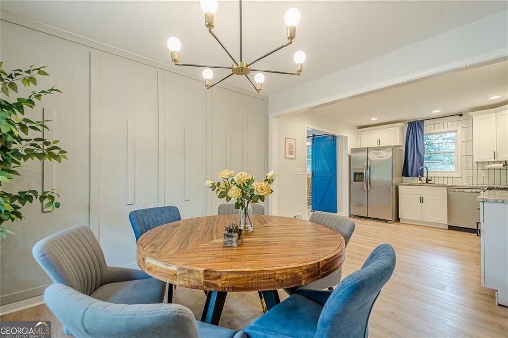 3833 BAKERS FERRY Road Atlanta - 12