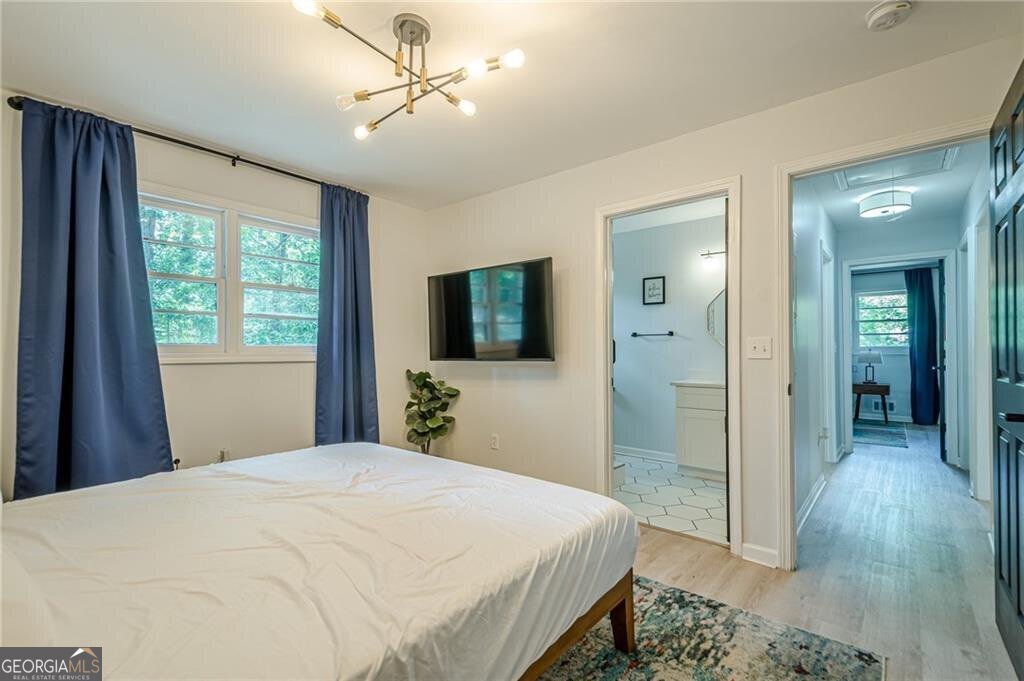 3833 BAKERS FERRY Road Atlanta - 21