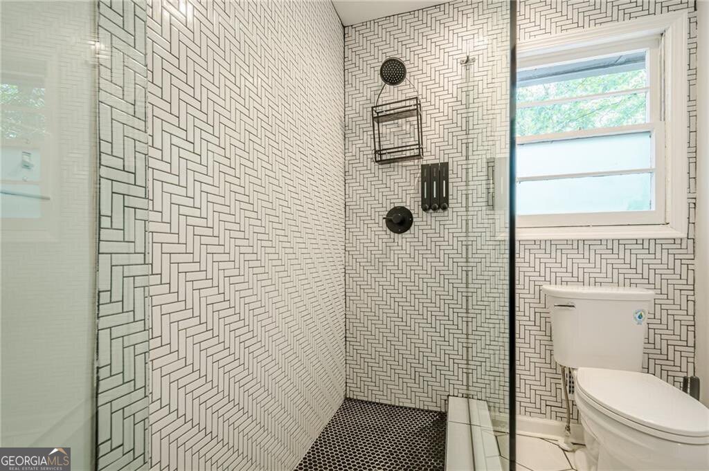 3833 BAKERS FERRY Road Atlanta - 24