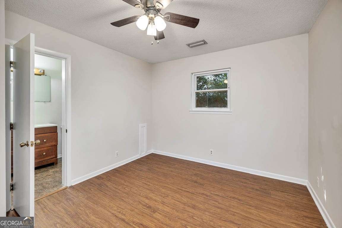 239 Broadway Street St. Simons - 11