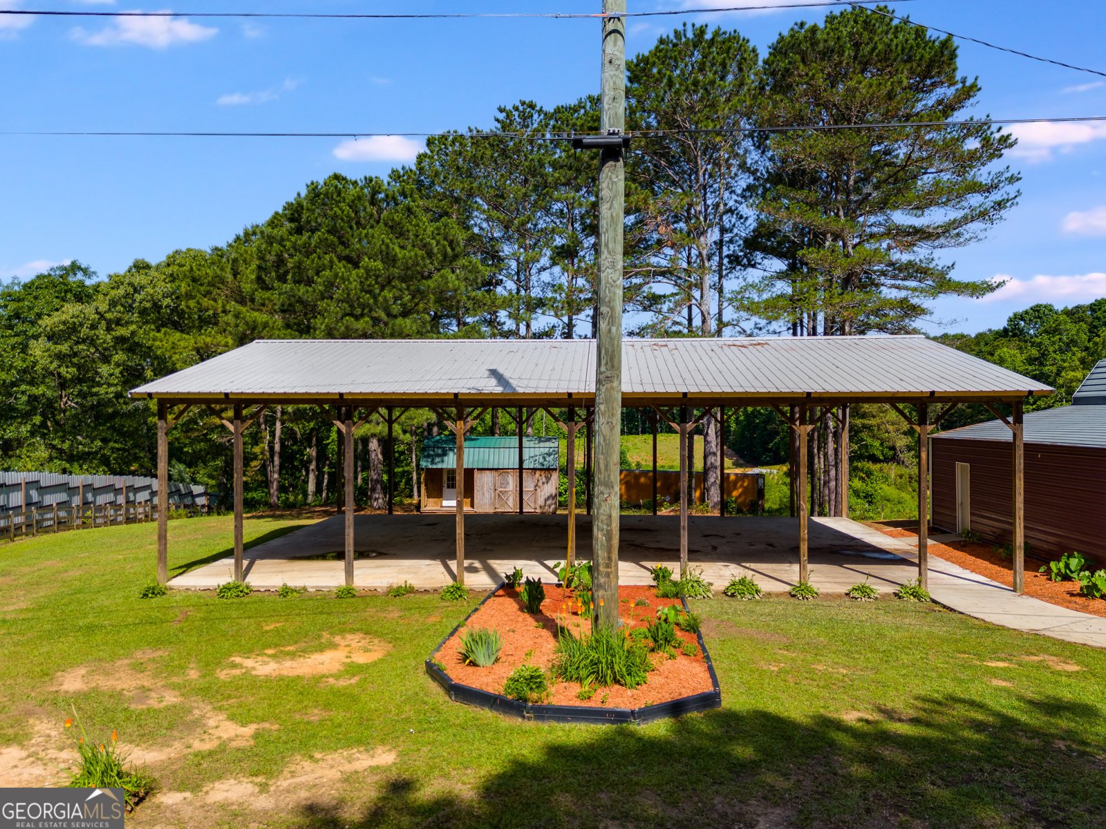 894 Lake Circle Road Buchanan - 11