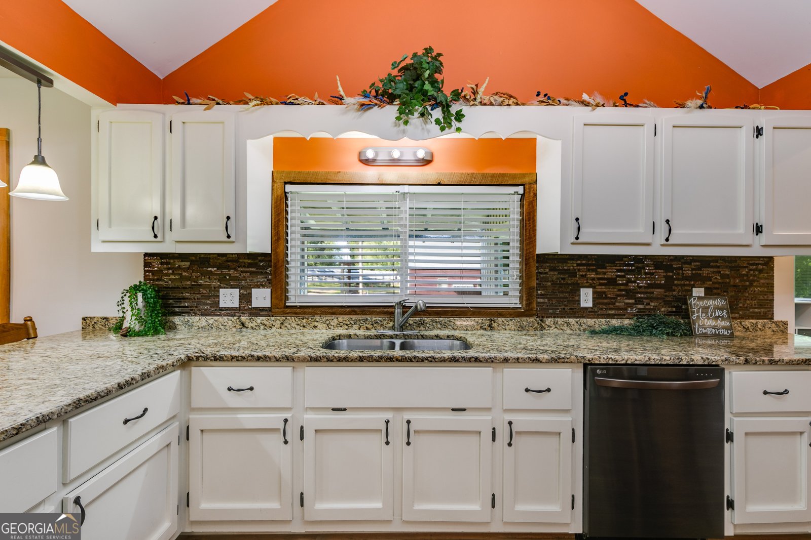 894 Lake Circle Road Buchanan - 20