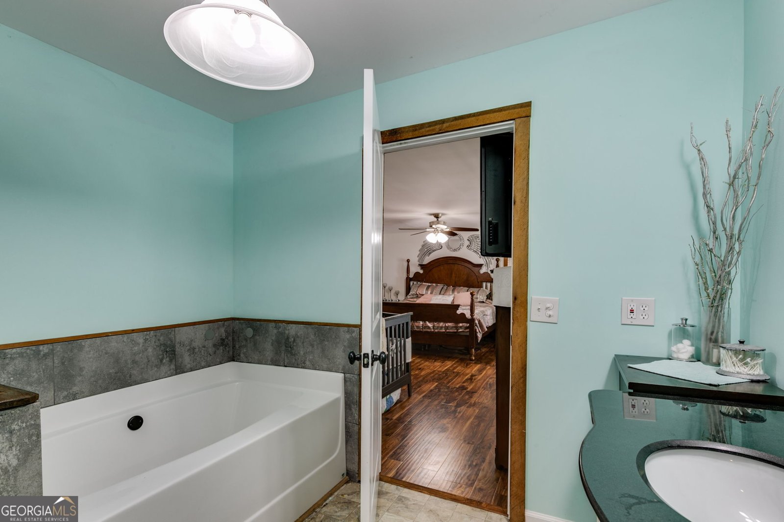 894 Lake Circle Road Buchanan - 34