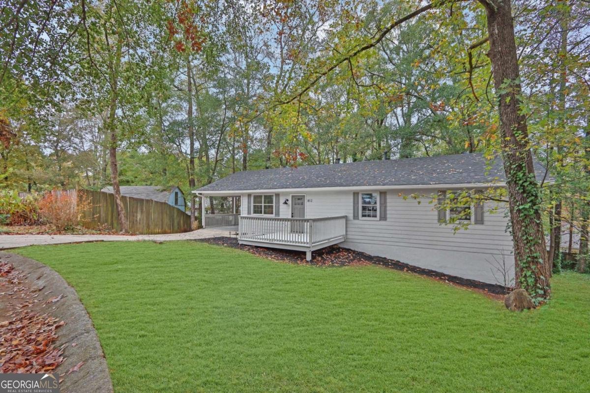 812 Raintree Way Conyers - 1