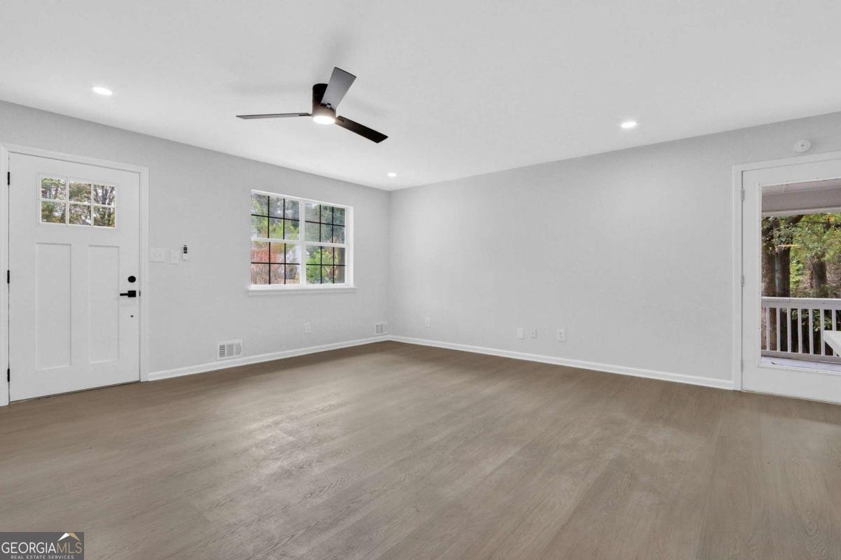 812 Raintree Way Conyers - 12