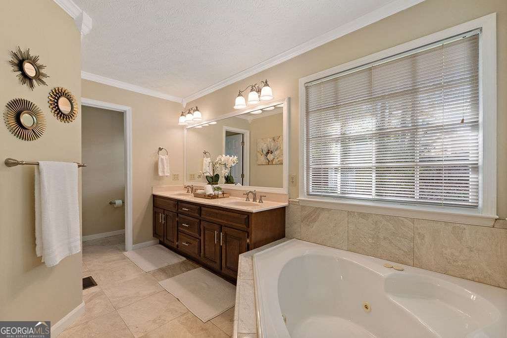 427 Picketts Lake Drive Acworth - 19