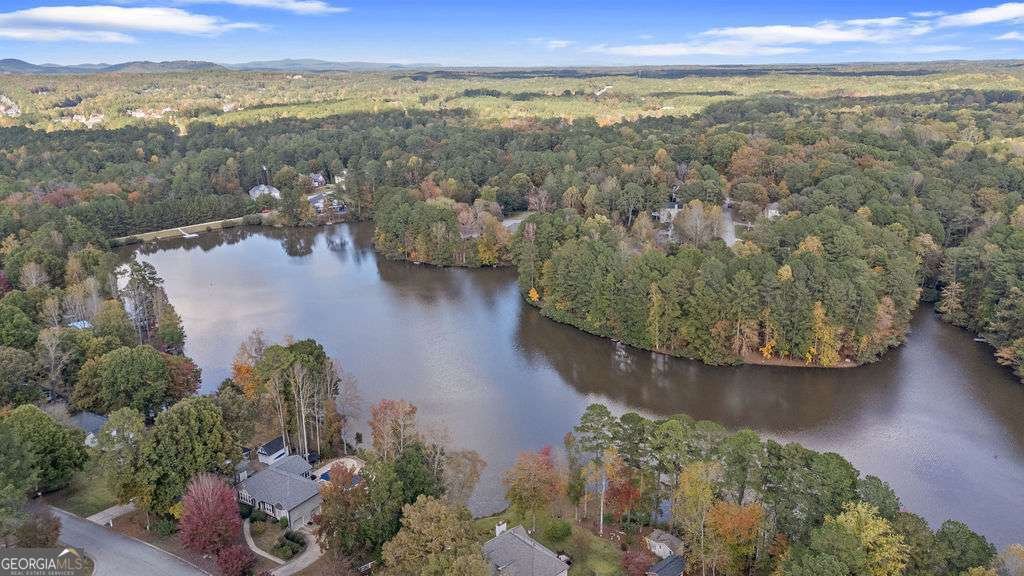 427 Picketts Lake Drive Acworth - 8