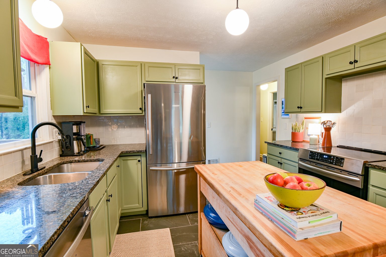 14 Chris Drive Oxford - 2