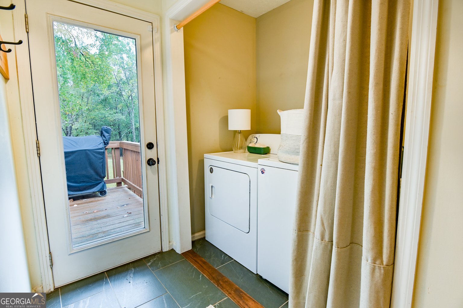 14 Chris Drive Oxford - 32