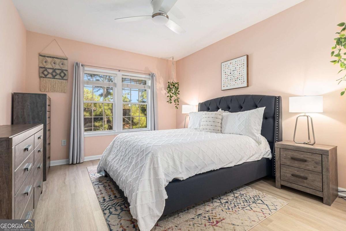 220 Renaissance Parkway Atlanta - 15