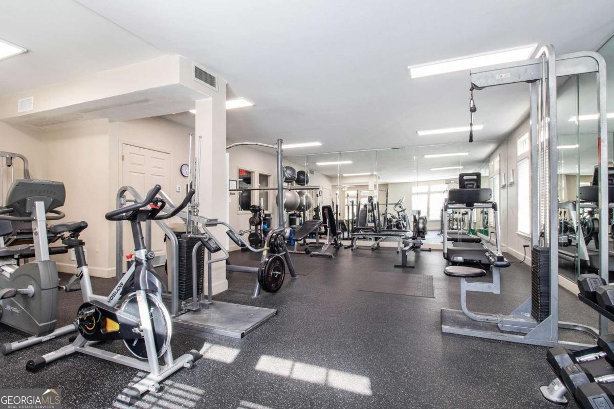 220 Renaissance Parkway Atlanta - 18