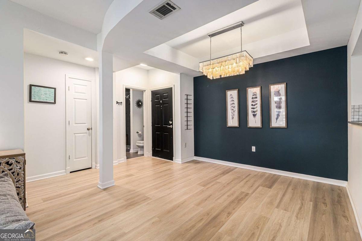 220 Renaissance Parkway Atlanta - 7