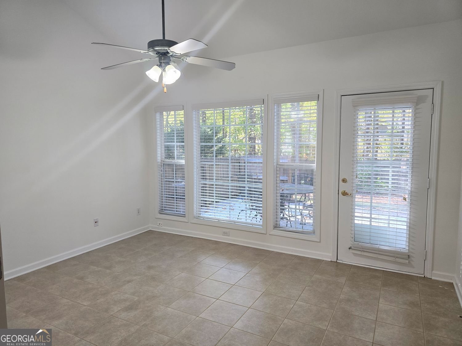 3237 Abbott Drive Powder Springs - 29