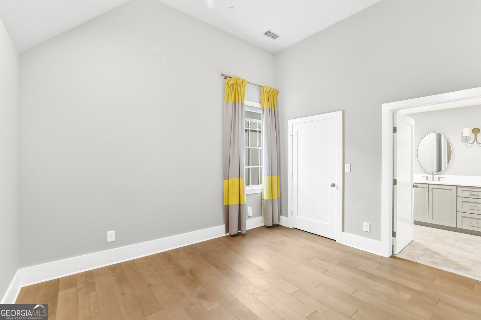 110 4TH Street Fayetteville - 17