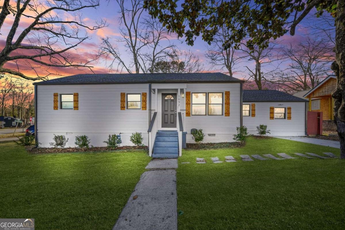 1092 Donnelly Avenue Atlanta - 2