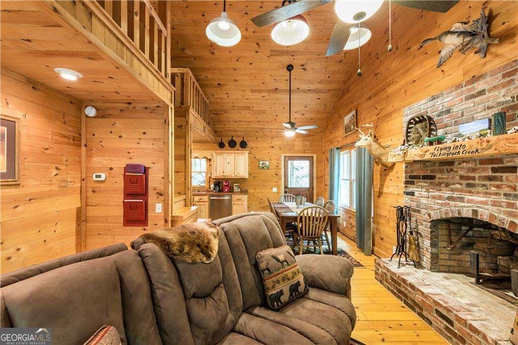 101 Creekside Cabin Trail Talking Rock - 14