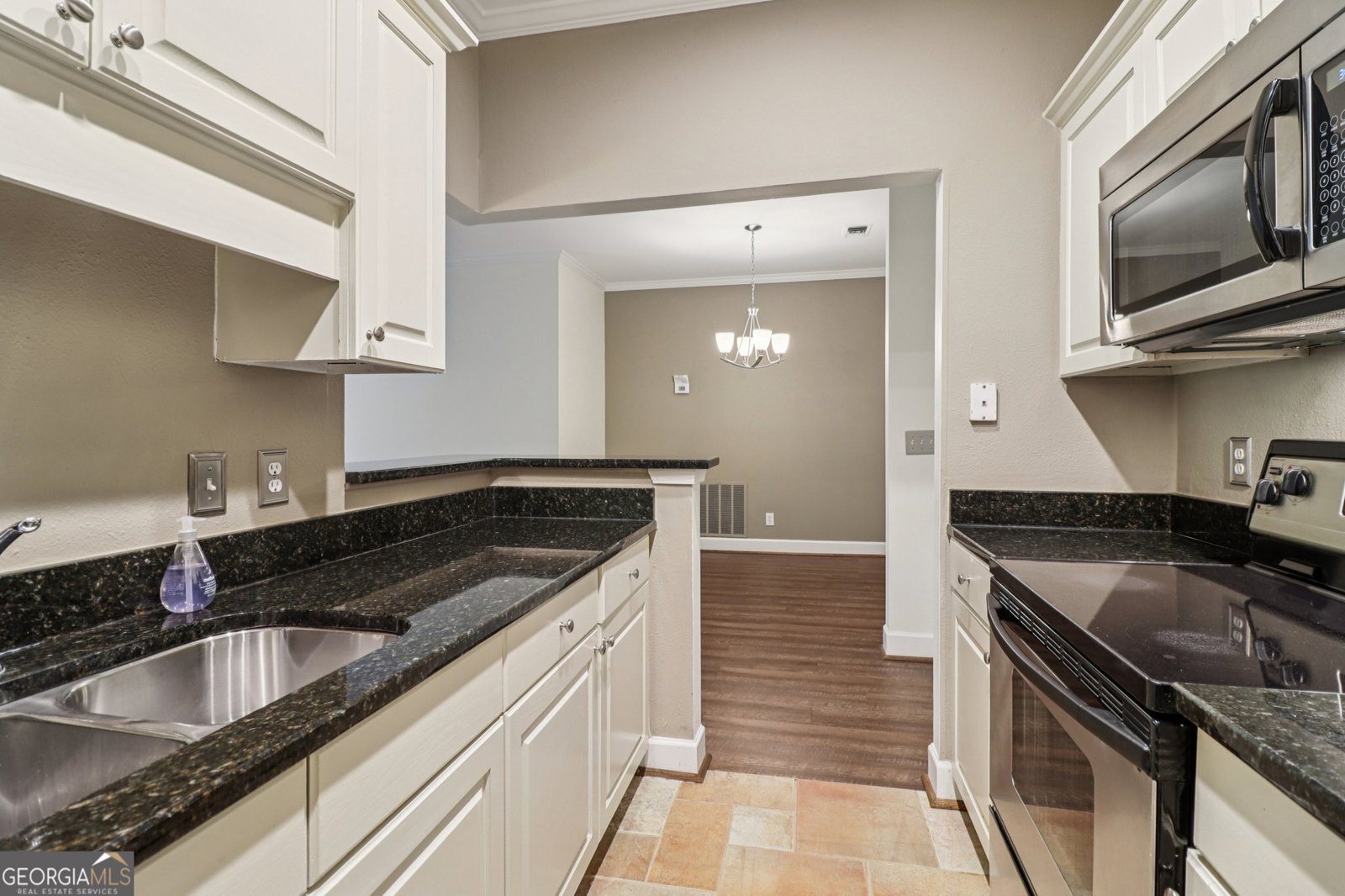 3071 Lenox Road Atlanta - 17