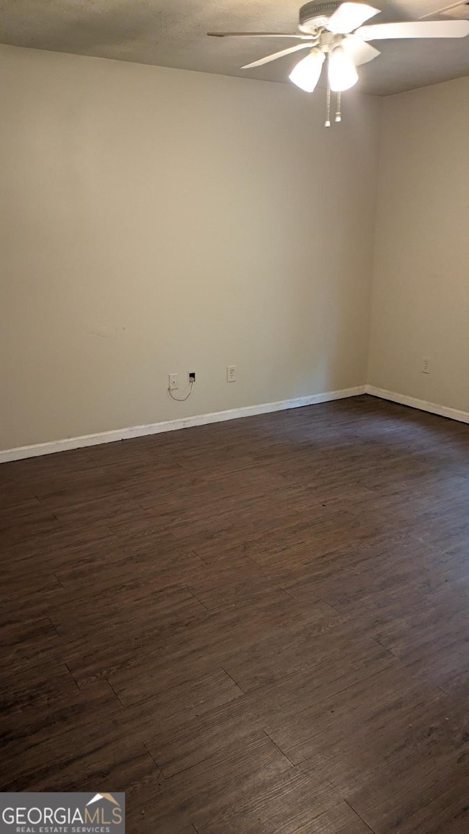 1009 Autumn Crest Court Stone Mountain - 12