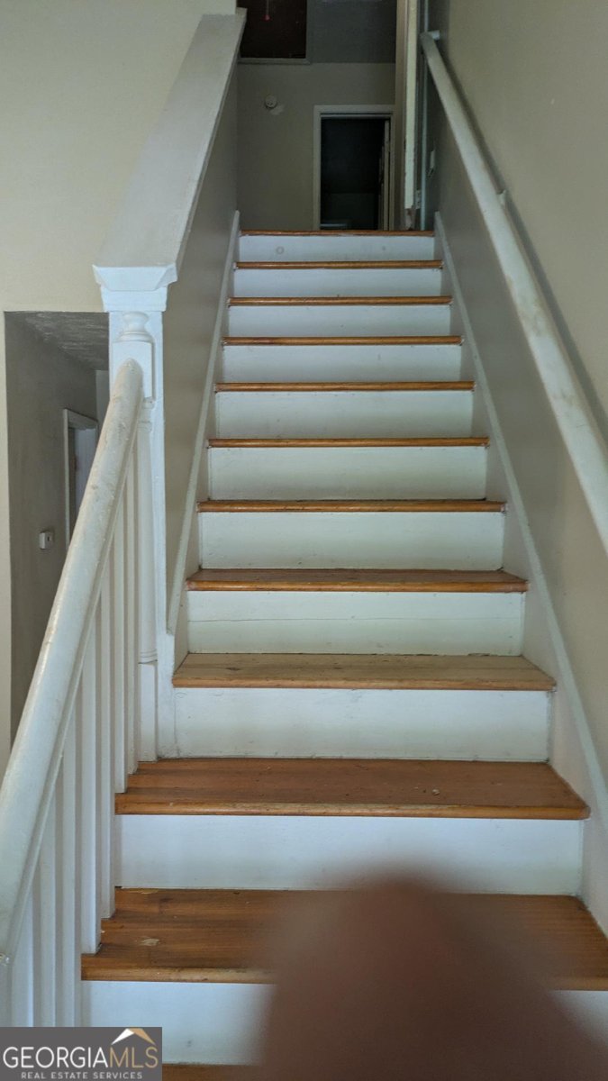 1009 Autumn Crest Court Stone Mountain - 6