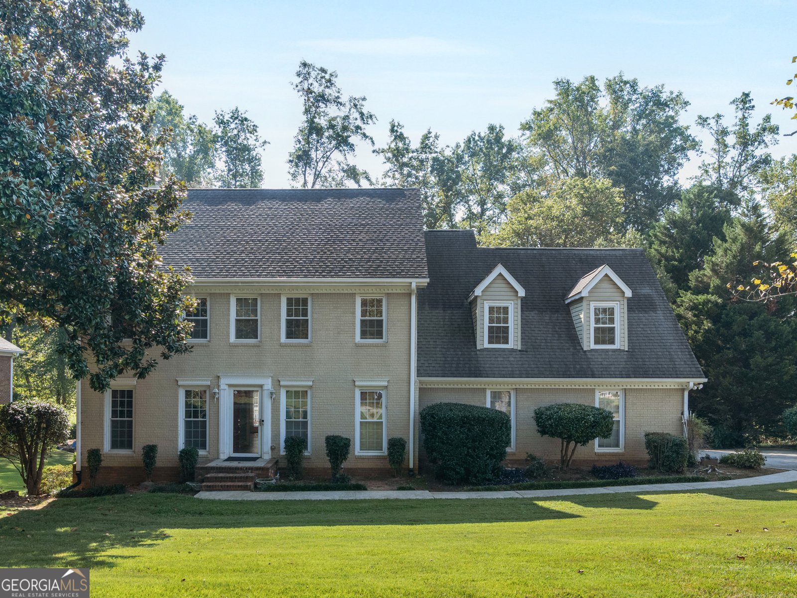 586 Clubland Circle Conyers - 1