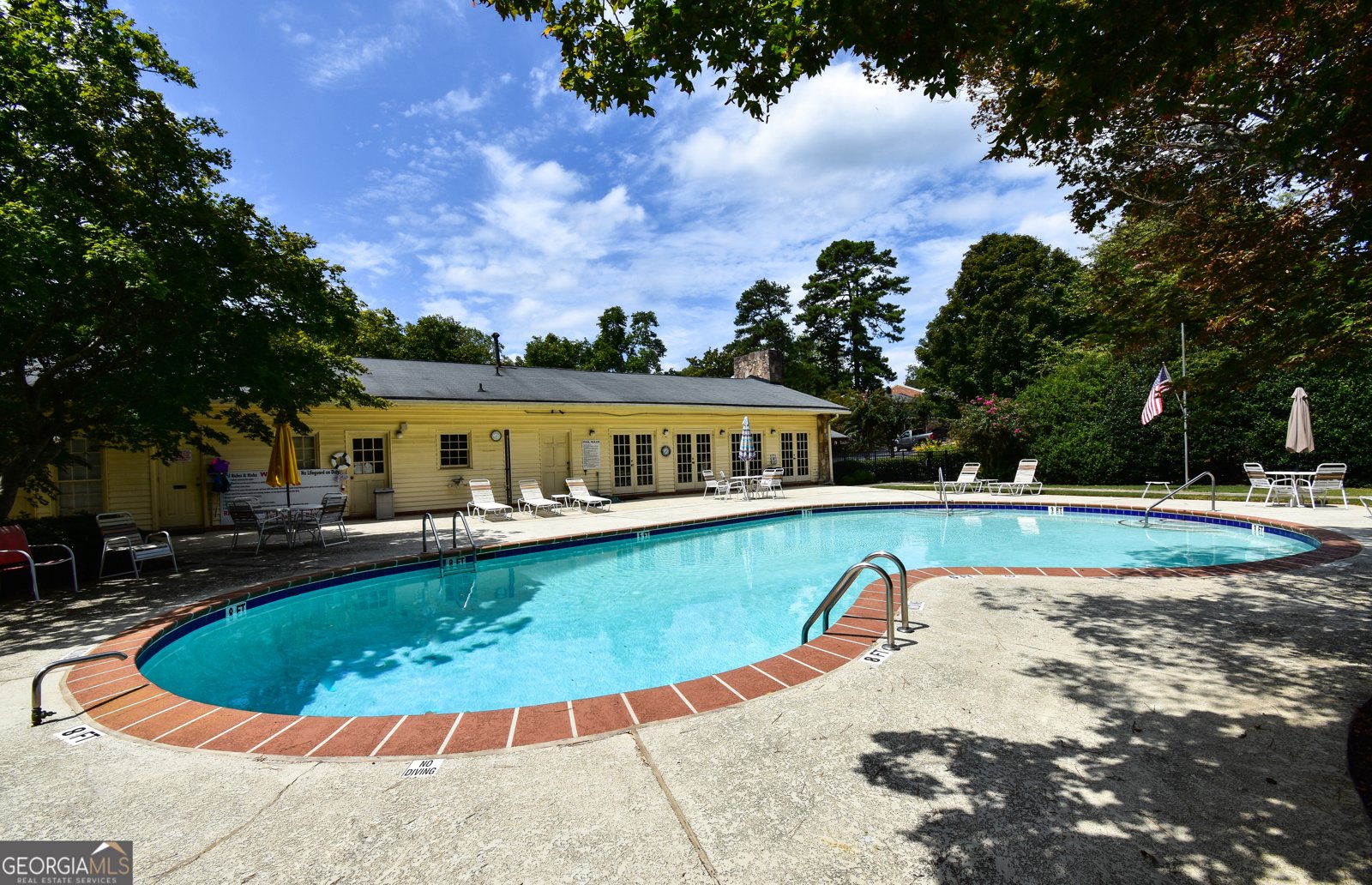 6500 Gaines Ferry Rd Flowery Branch - 29