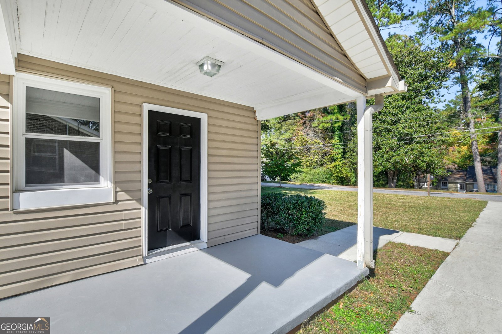 2612 Loghaven Drive Atlanta - 2