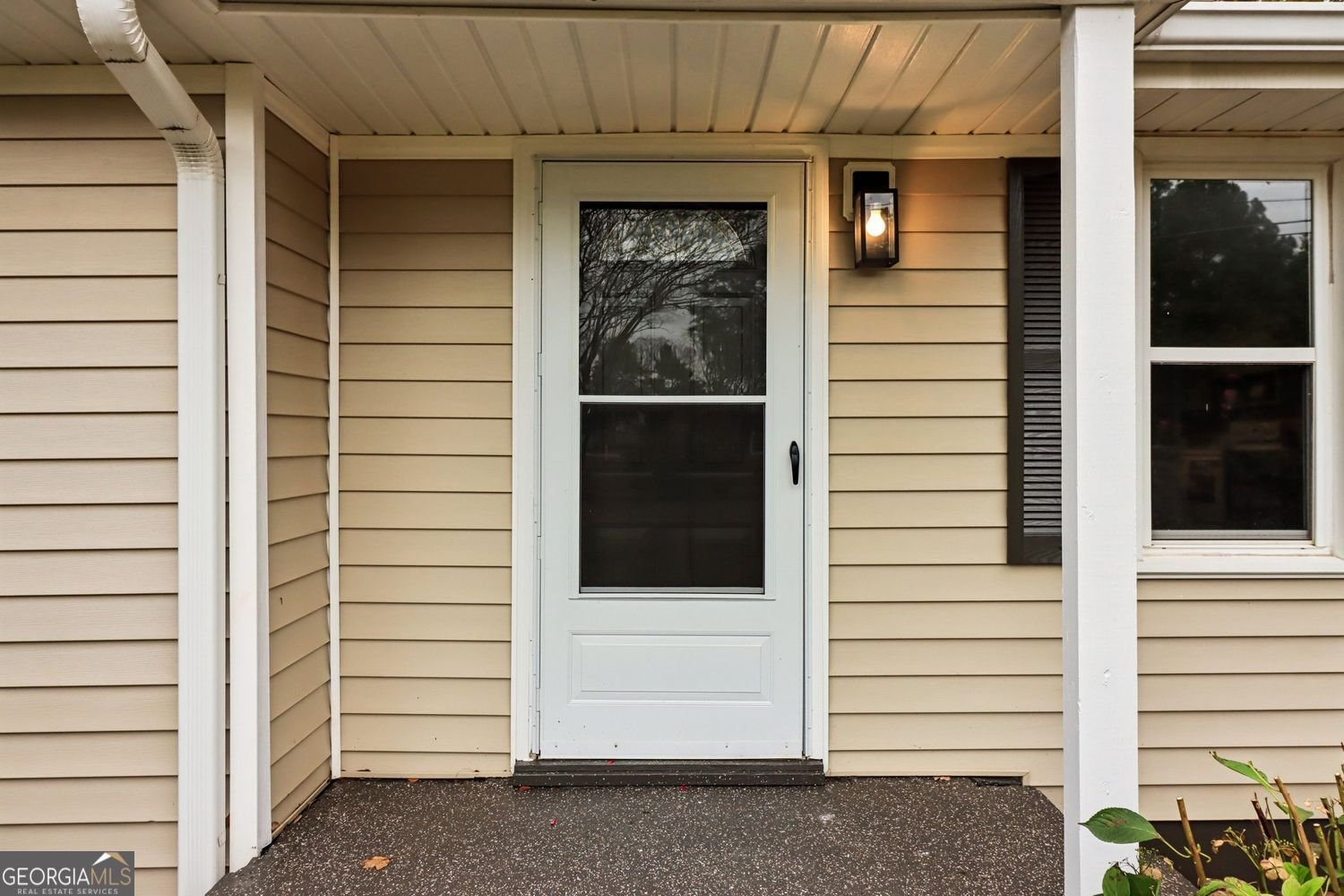 8969 Hwy 166 Winston - 56