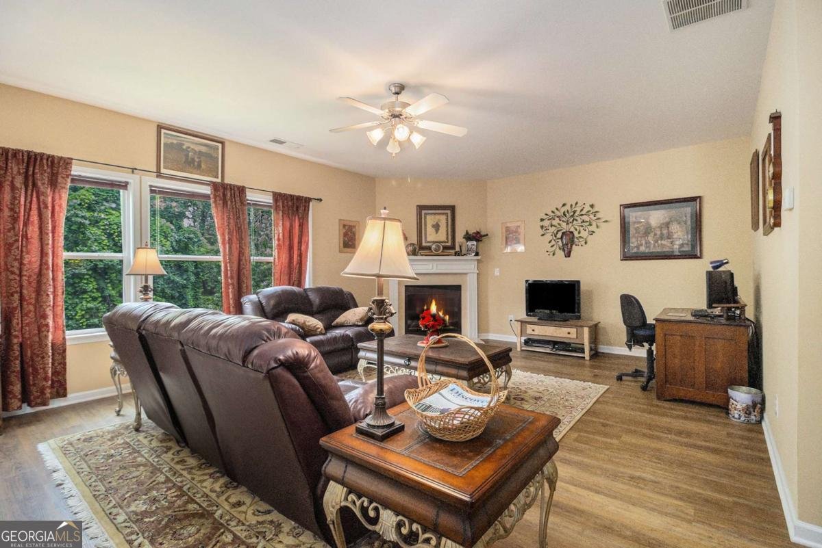 5925 Crescent Landing Drive Cumming - 6