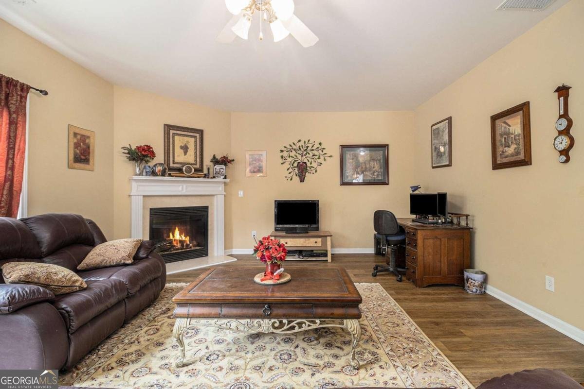 5925 Crescent Landing Drive Cumming - 8