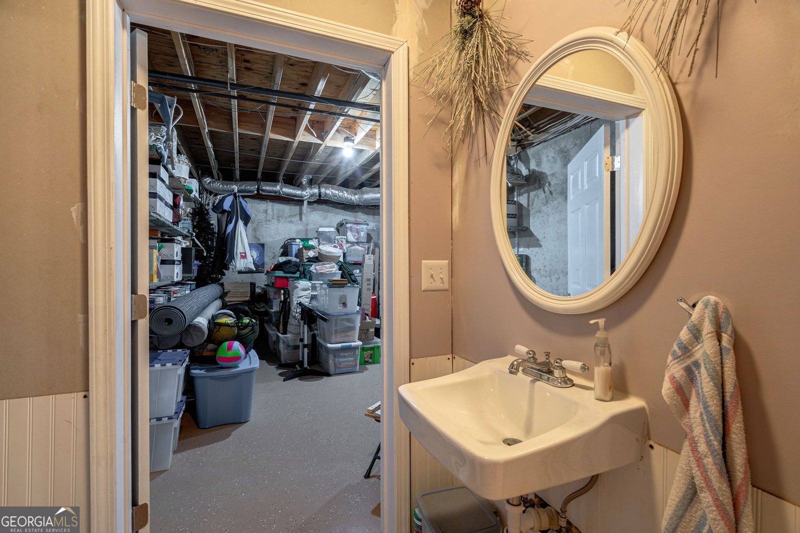 625 West Lake Drive Oxford - 18