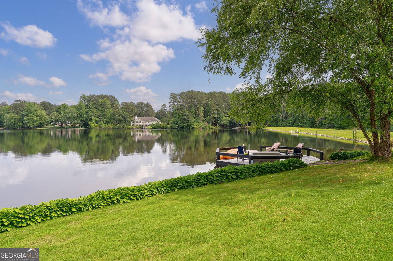 625 West Lake Drive Oxford - 37