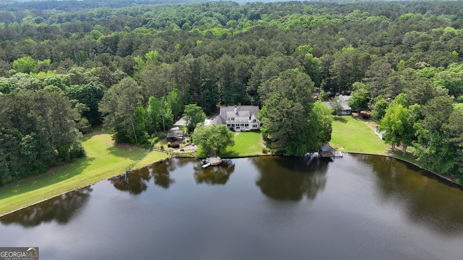 625 West Lake Drive Oxford - 56