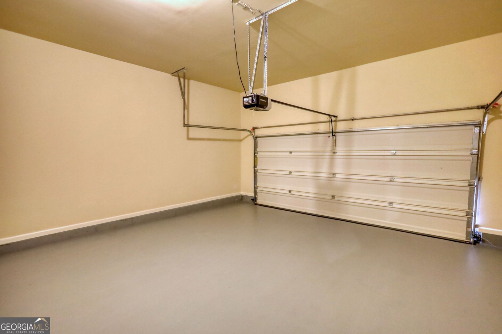 6571 Bluffview Drive Douglasville - 29