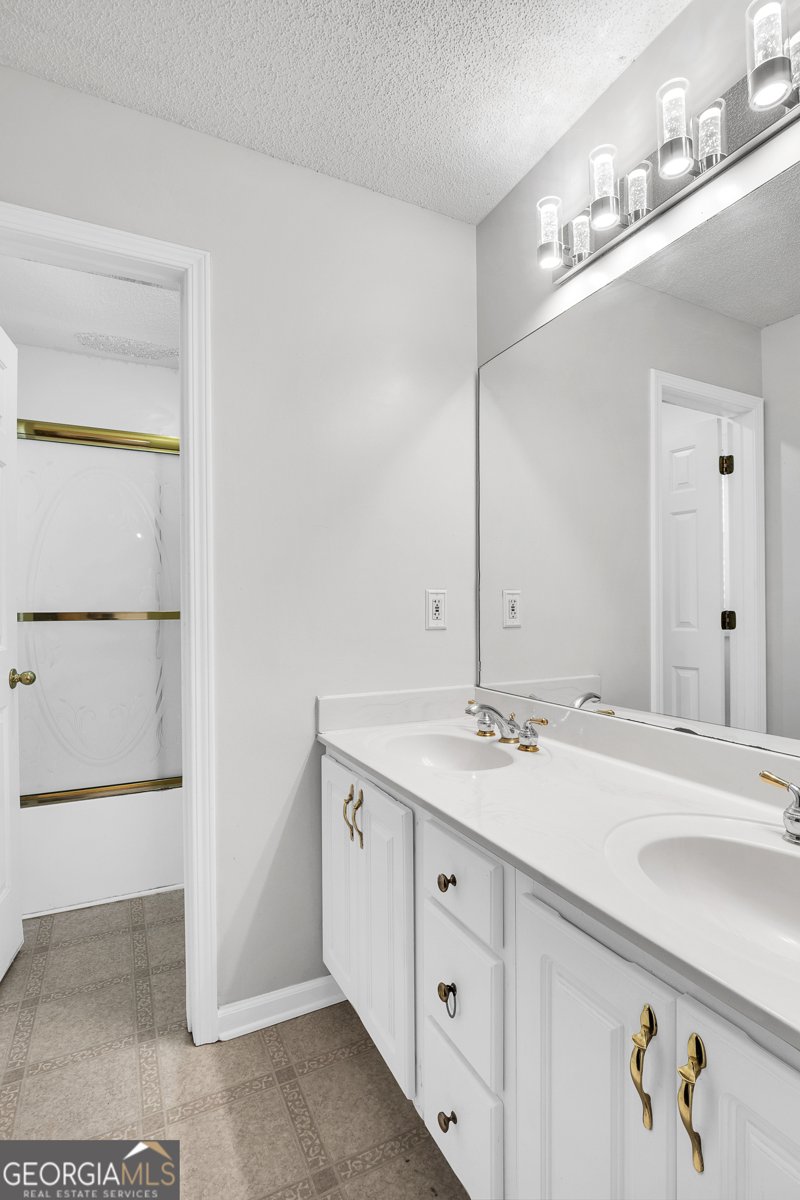 400 Kyle Court Fayetteville - 32